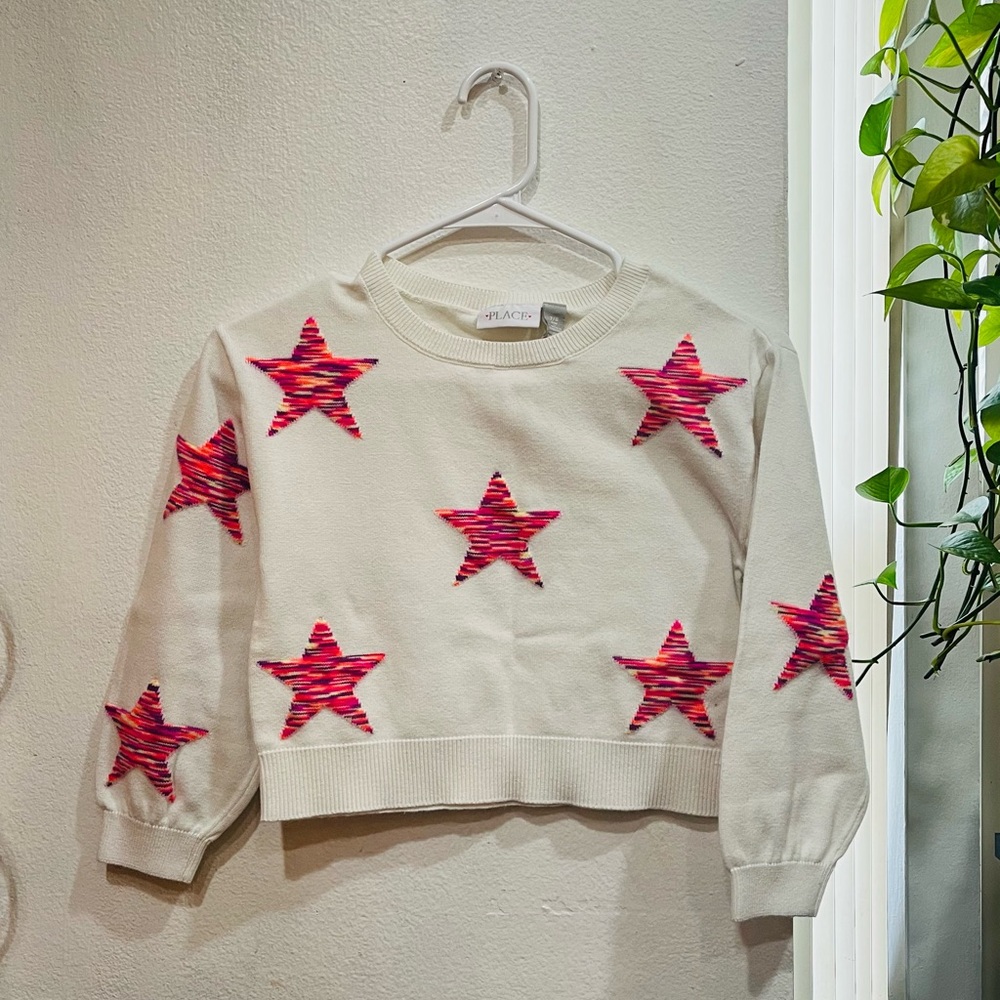 Place Cream Sweatshirt with Star Accents (Girl size 7/8)